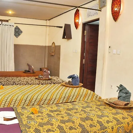 Astiti Guest House Salon And Spa